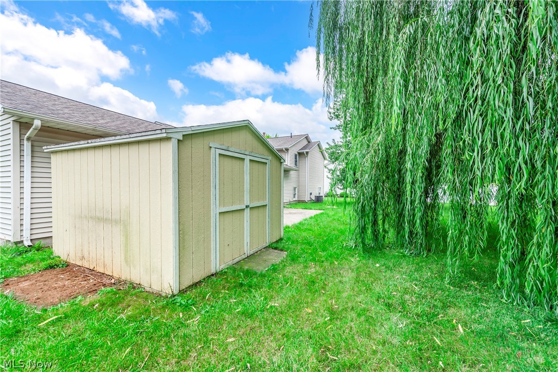 7404 Hidden Glen Drive Amherst OH 44001