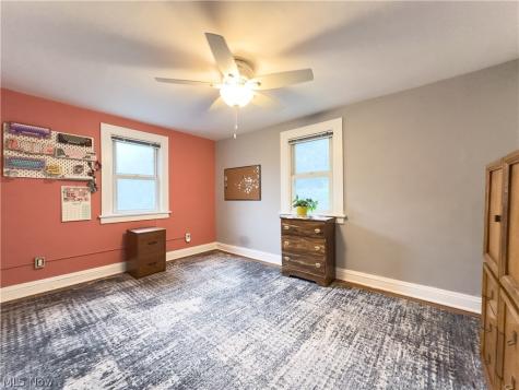 1517 Holmden Road South Euclid OH 44121