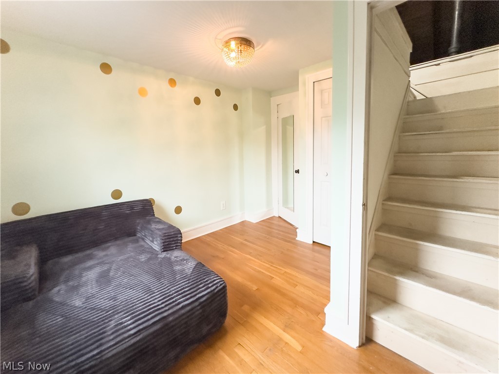 1517 Holmden Road South Euclid OH 44121