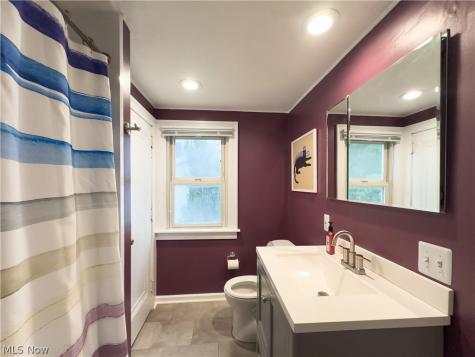 1517 Holmden Road South Euclid OH 44121