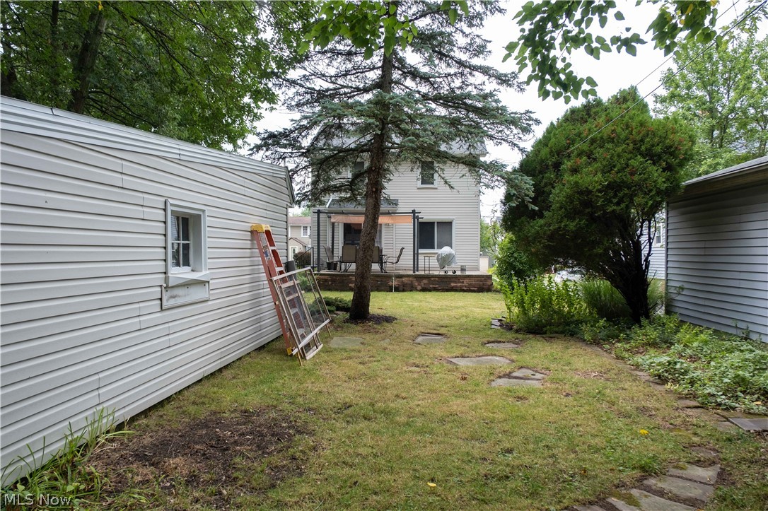 1517 Holmden Road South Euclid OH 44121