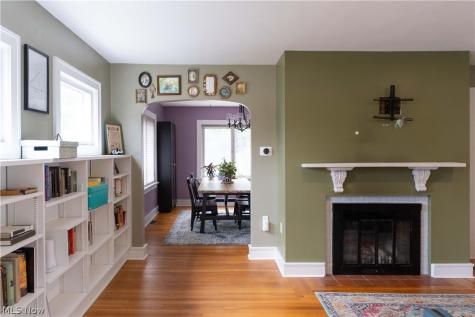 1517 Holmden Road South Euclid OH 44121