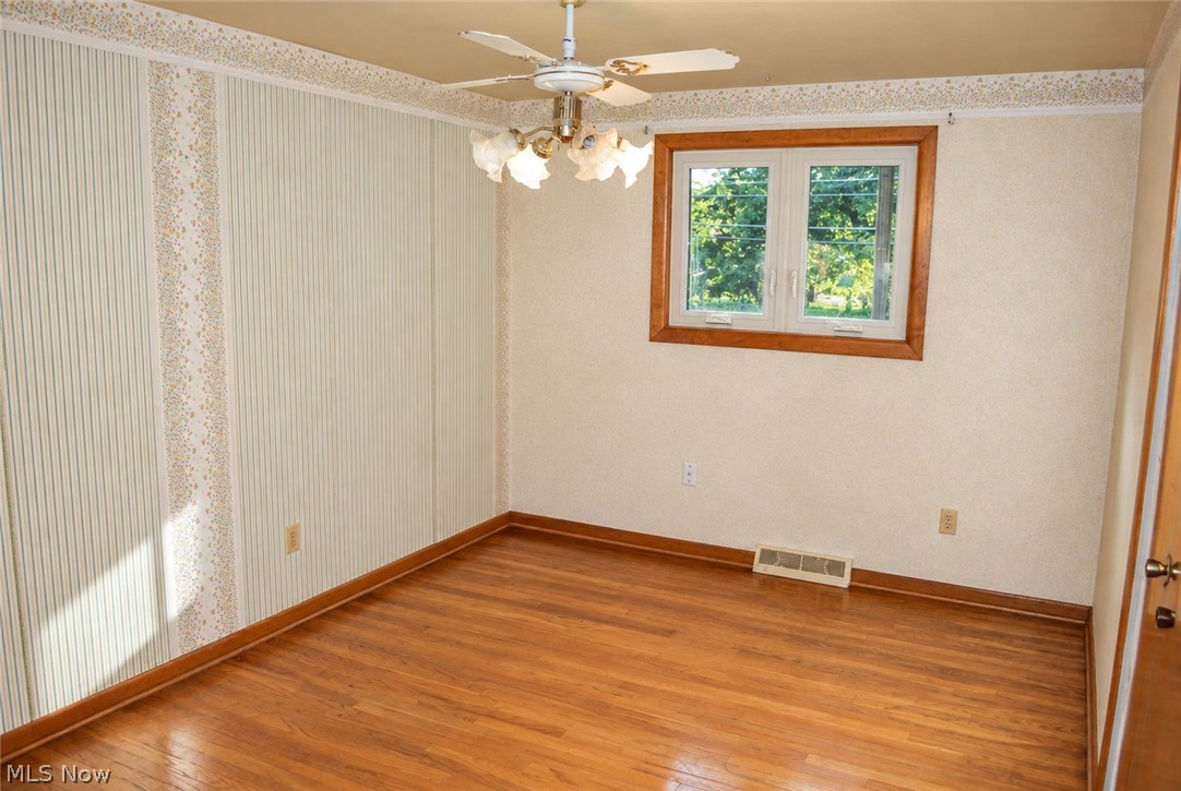 1815 Oaklawn Drive Parma OH 44134