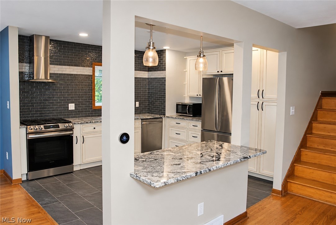 1815 Oaklawn Drive Parma OH 44134