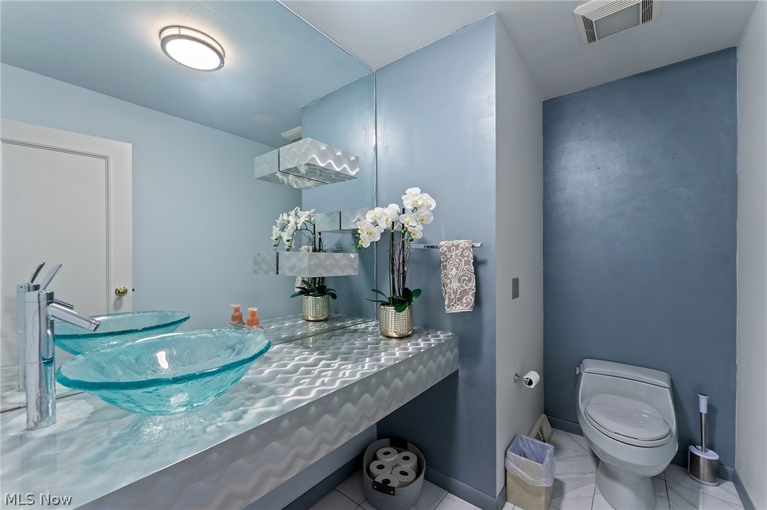 5685 Engleton Lane Girard OH 44420