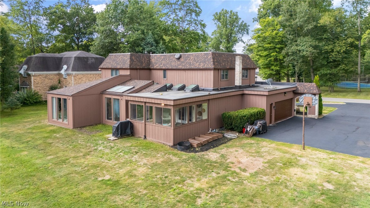 5685 Engleton Lane Girard OH 44420