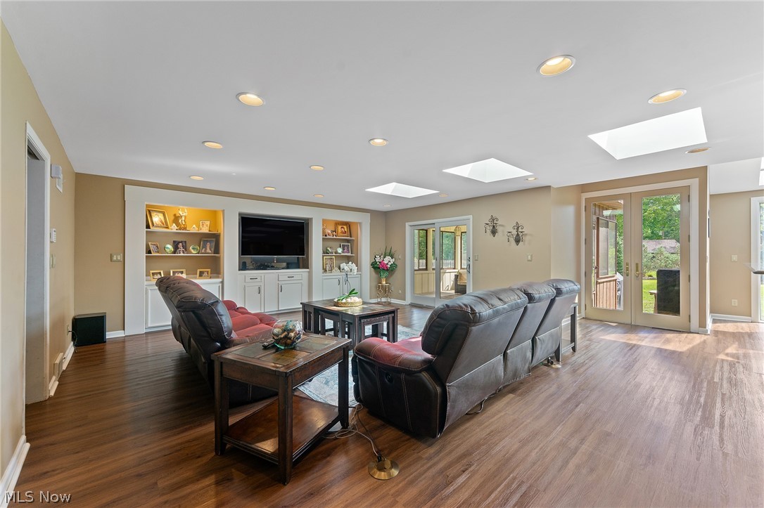 5685 Engleton Lane Girard OH 44420