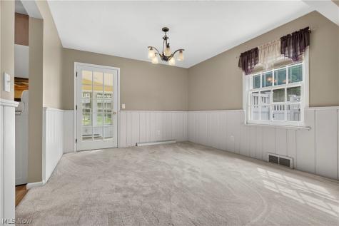924 Pittsburg Avenue NW North Canton OH 44720