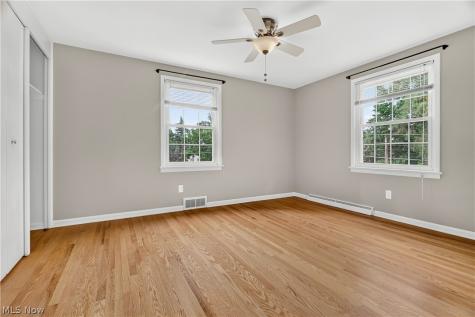 924 Pittsburg Avenue NW North Canton OH 44720