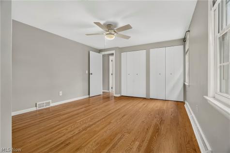 924 Pittsburg Avenue NW North Canton OH 44720