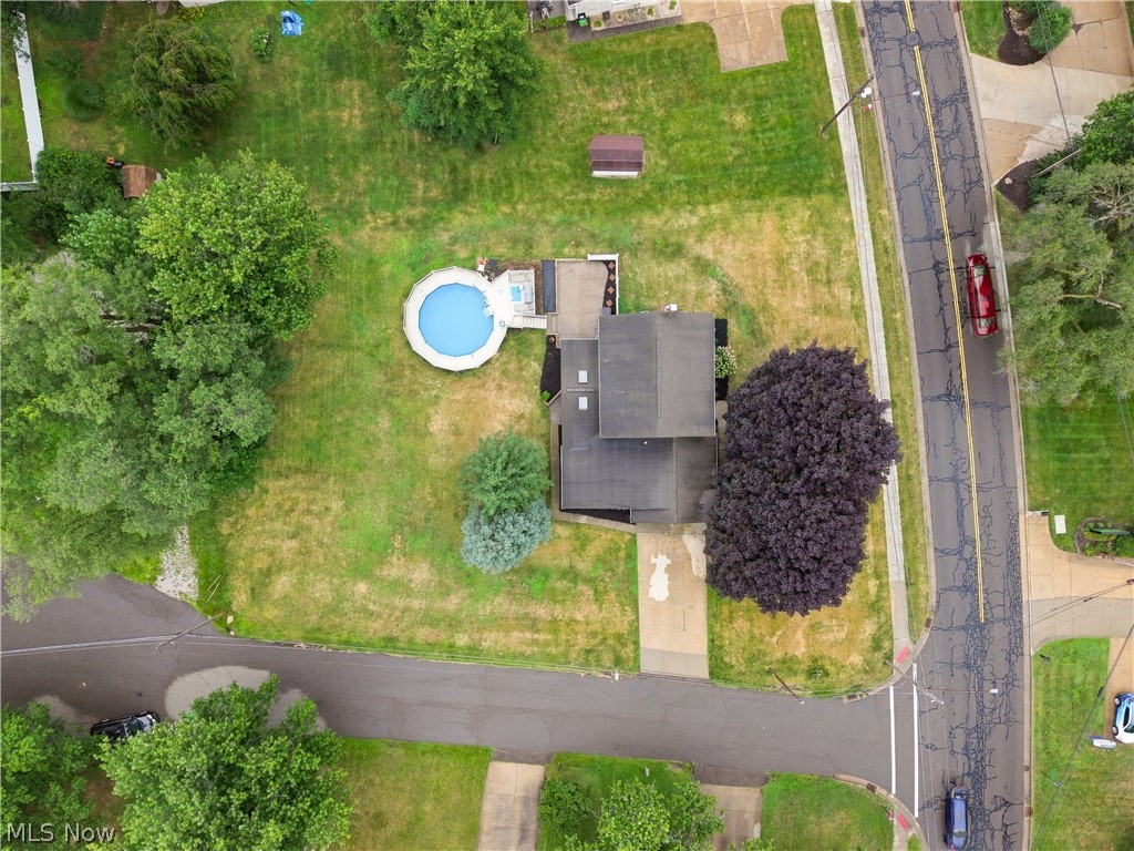 924 Pittsburg Avenue NW North Canton OH 44720