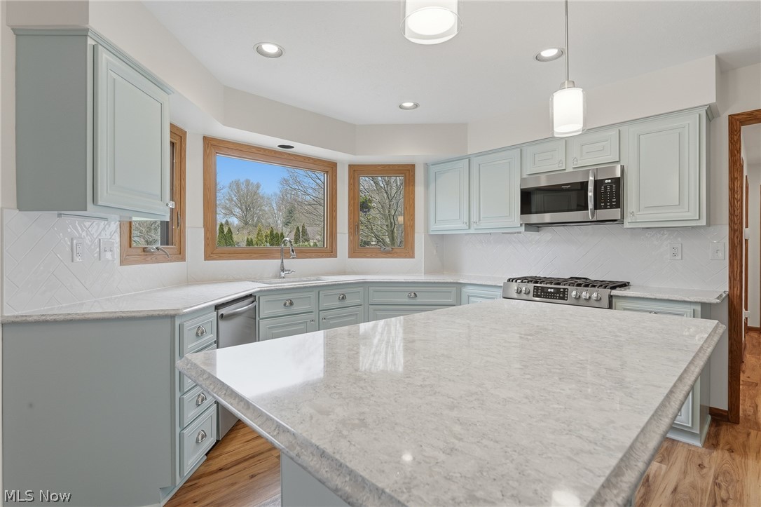 1960 Birkdale Drive Uniontown OH 44685