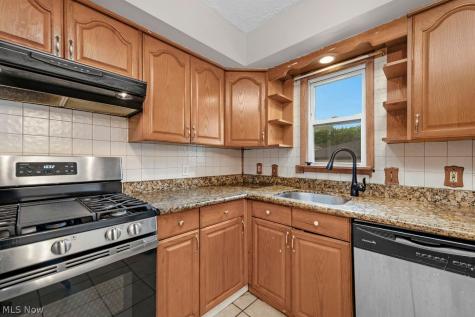 23838 Vincent Drive North Olmsted OH 44070