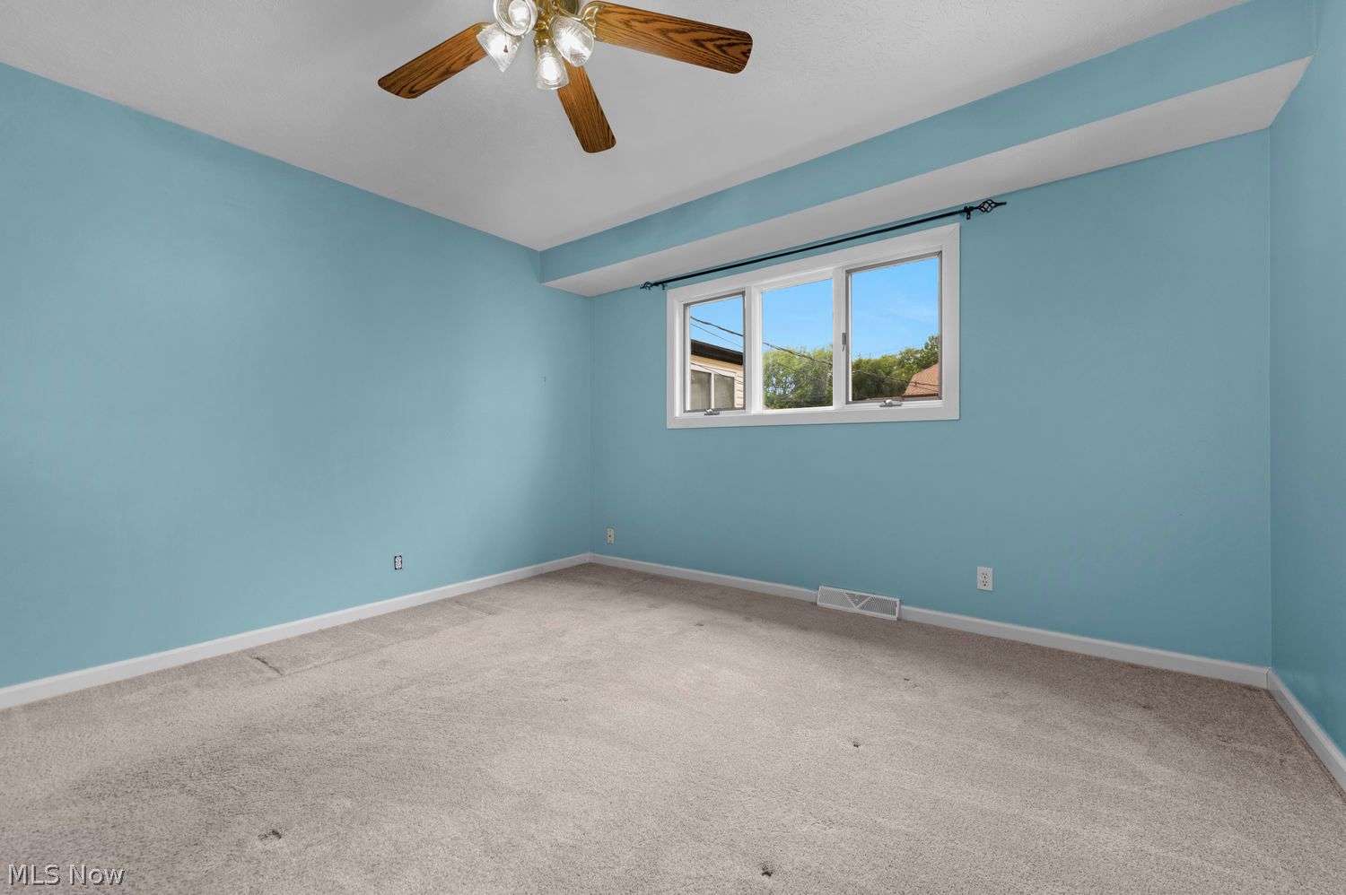 23838 Vincent Drive North Olmsted OH 44070