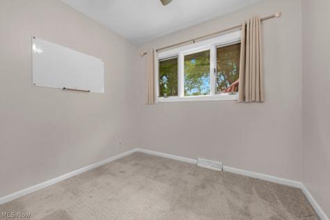 23838 Vincent Drive North Olmsted OH 44070
