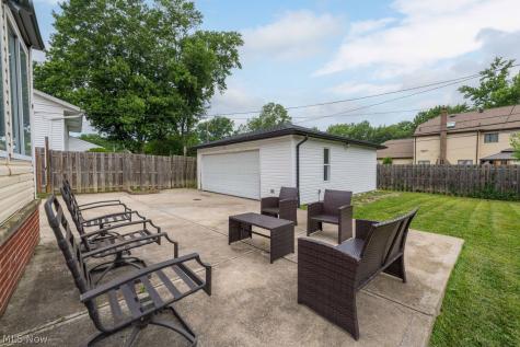 23838 Vincent Drive North Olmsted OH 44070