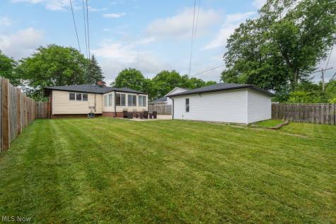 23838 Vincent Drive North Olmsted OH 44070