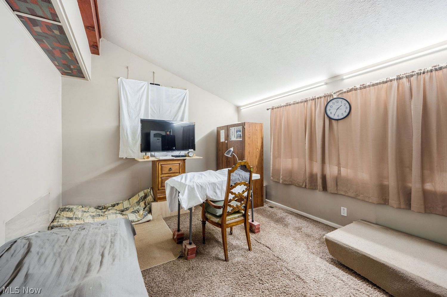 27705 White Road Willoughby Hills OH 44092