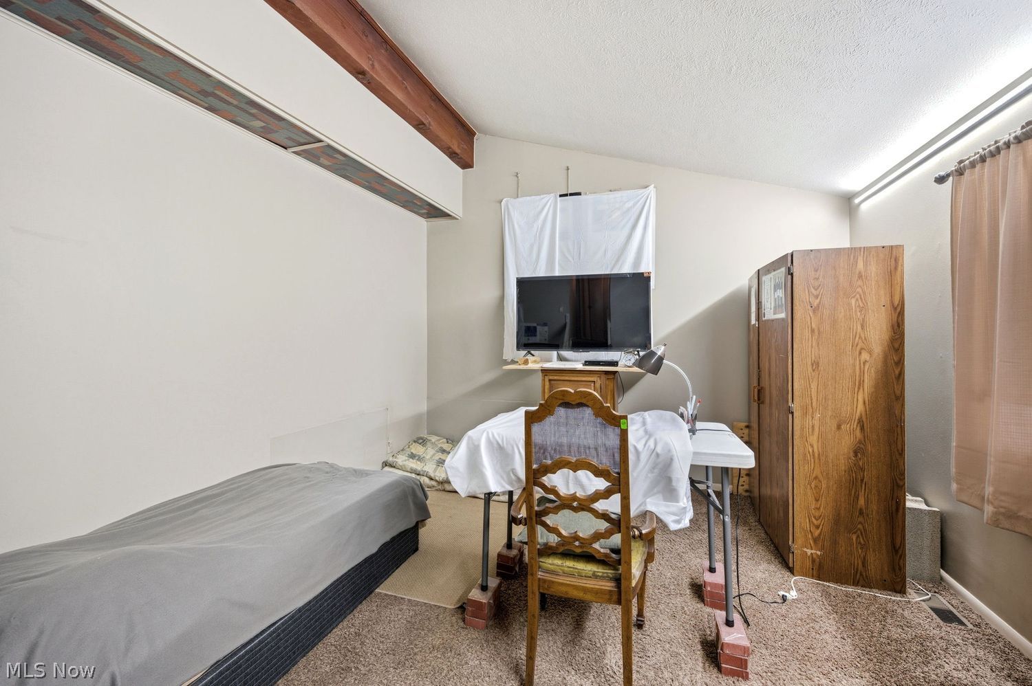 27705 White Road Willoughby Hills OH 44092