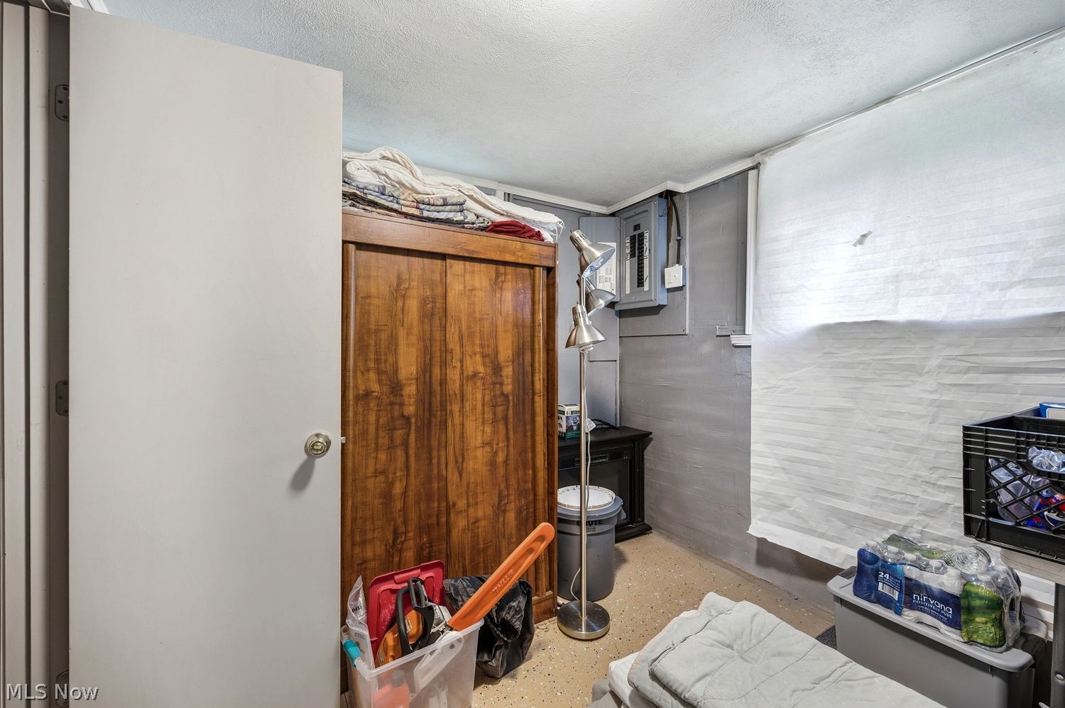27705 White Road Willoughby Hills OH 44092