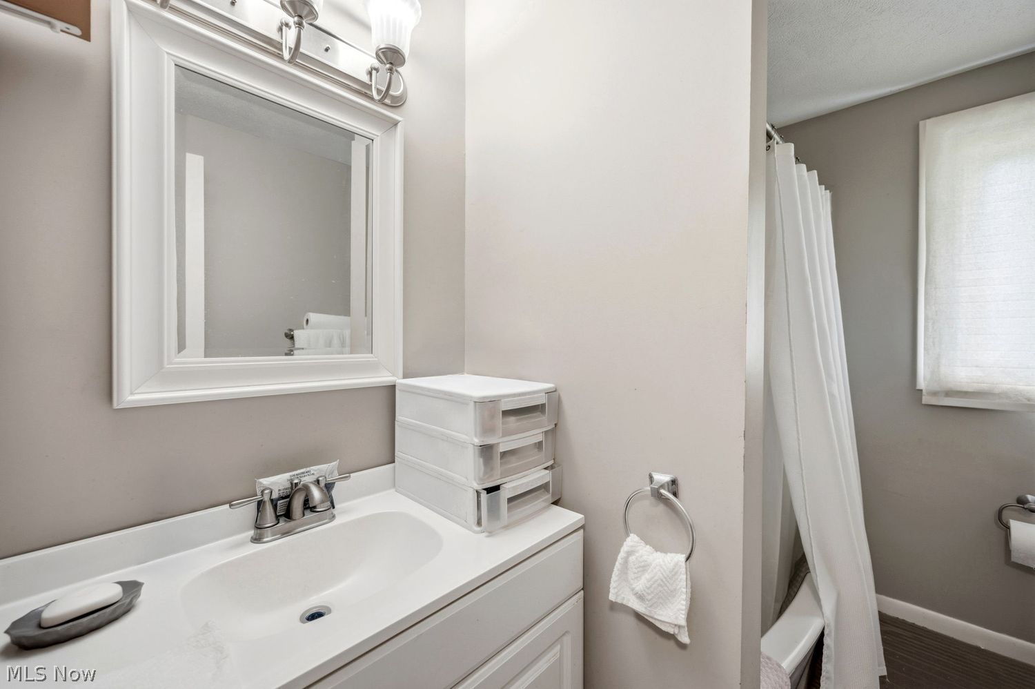 27705 White Road Willoughby Hills OH 44092