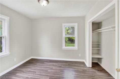 3357 E 149th Street Cleveland OH 44120