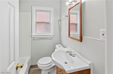 3357 E 149th Street Cleveland OH 44120