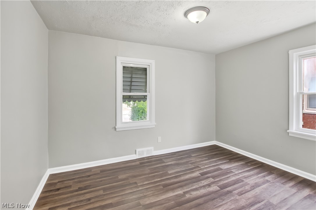 3357 E 149th Street Cleveland OH 44120