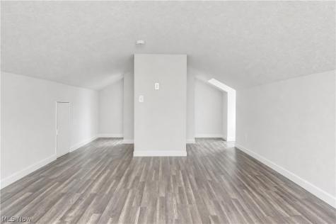 3357 E 149th Street Cleveland OH 44120