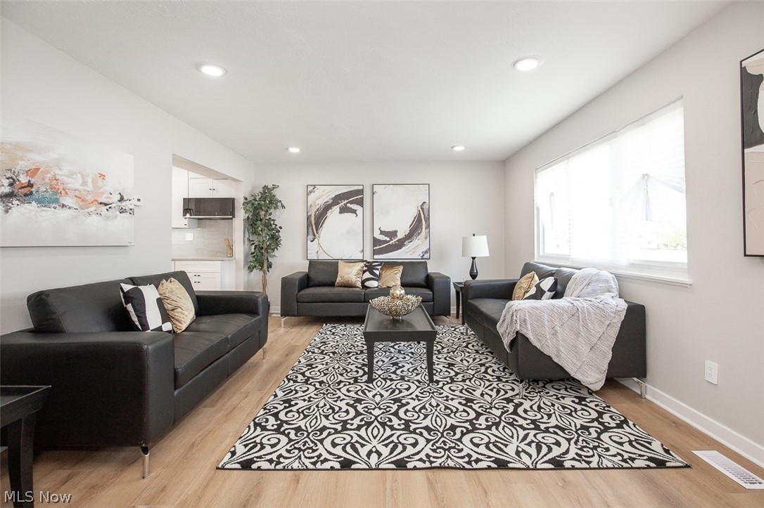 25046 Buckthorn Road Bedford Heights OH 44146