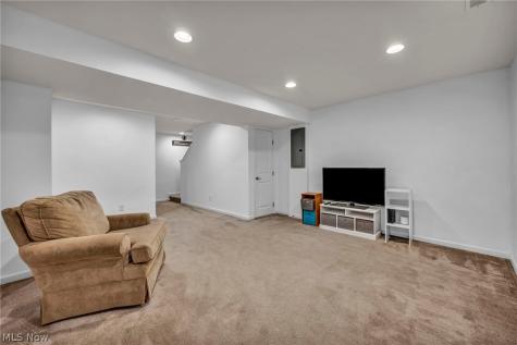 1570 Arbor Drive Willoughby OH 44094