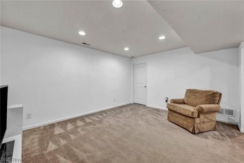 1570 Arbor Drive Willoughby OH 44094