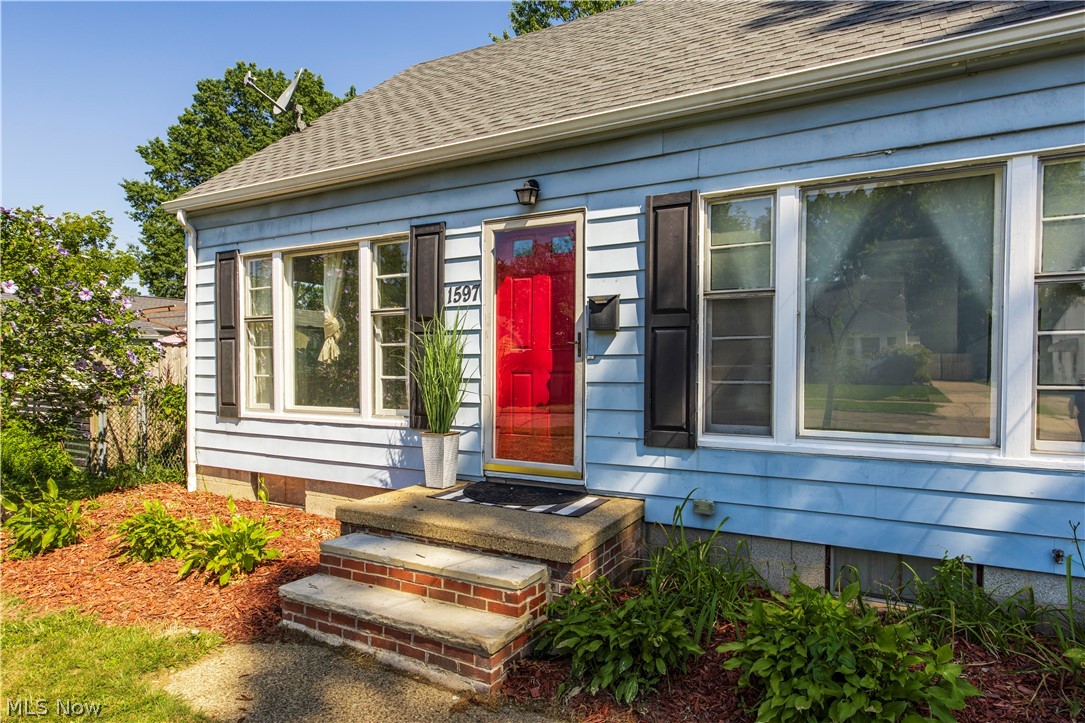 1597 Bond Street Akron OH 44313