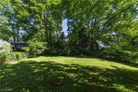 1597 Bond Street Akron OH 44313