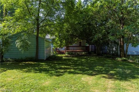 1597 Bond Street Akron OH 44313