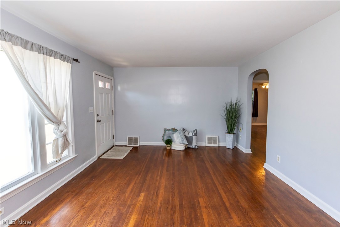 1597 Bond Street Akron OH 44313
