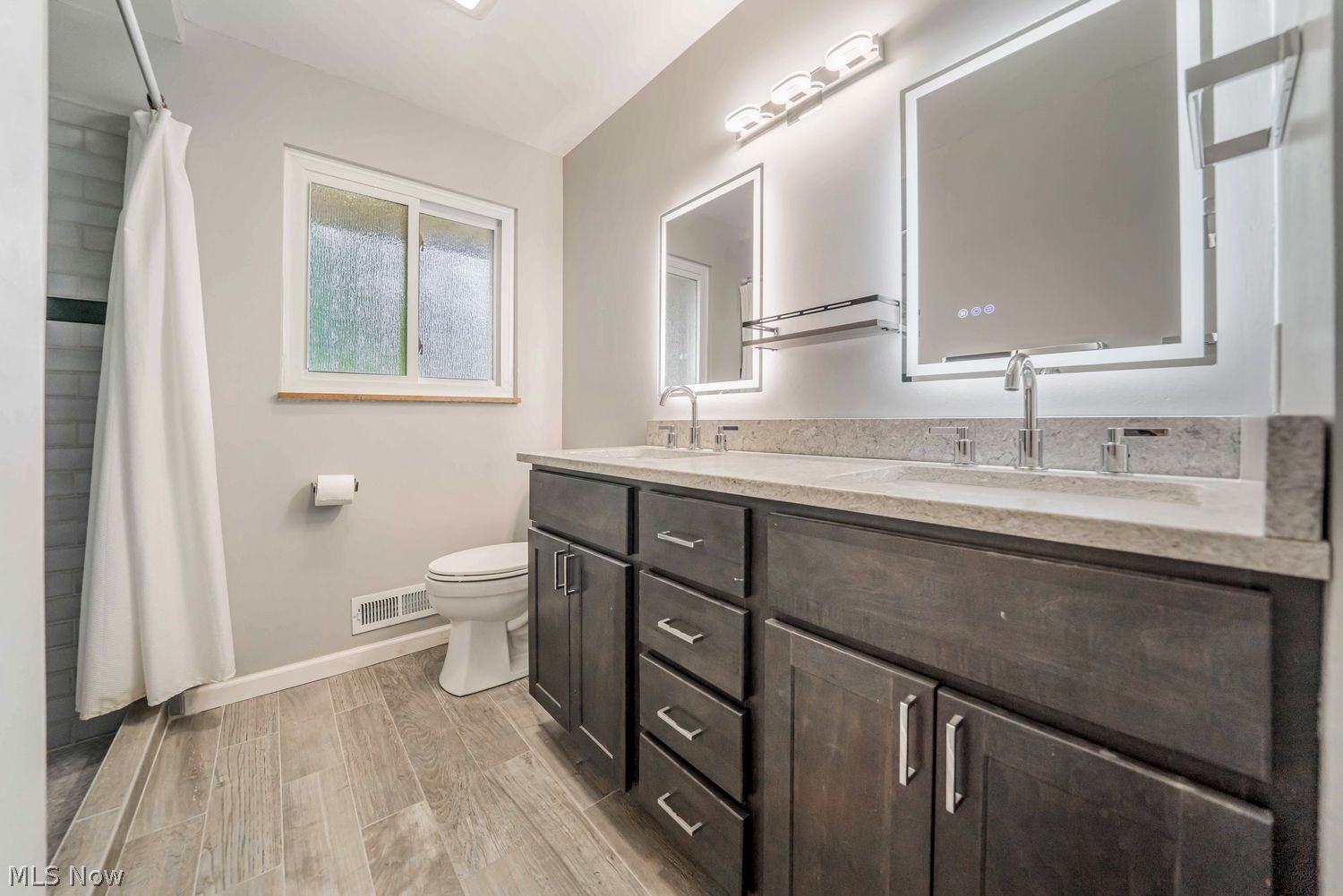 6473 Tanglewood Lane Seven Hills OH 44131