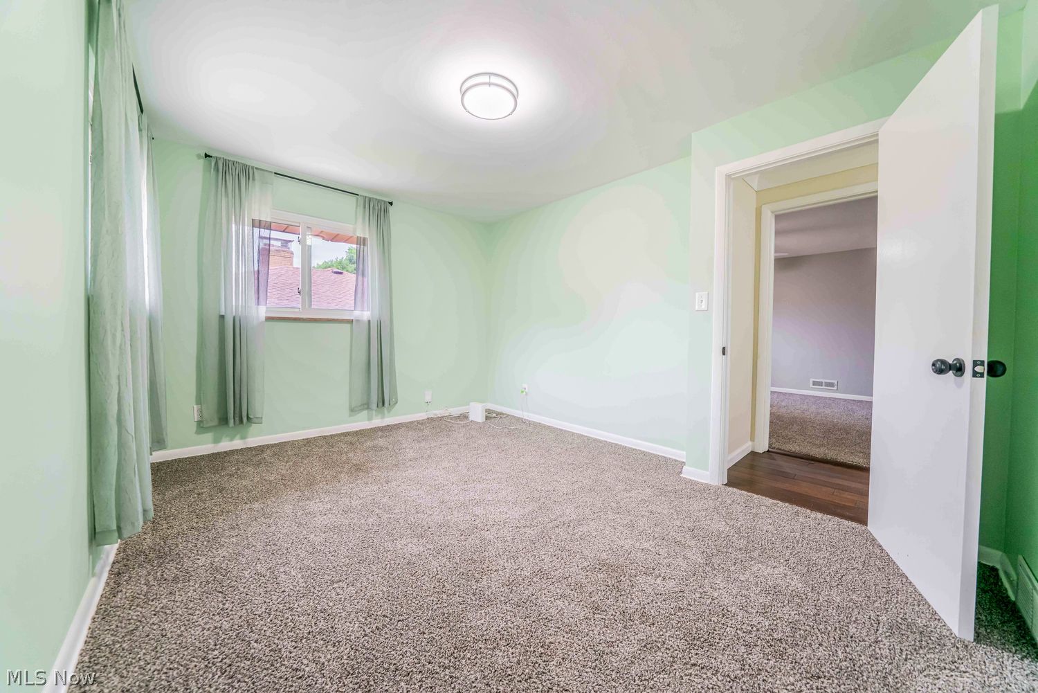 6473 Tanglewood Lane Seven Hills OH 44131