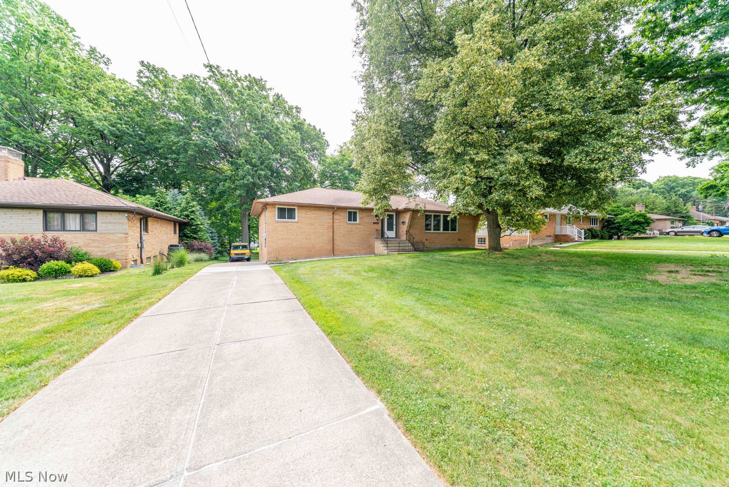 6473 Tanglewood Lane Seven Hills OH 44131