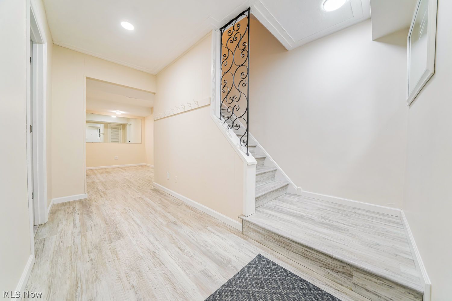 6473 Tanglewood Lane Seven Hills OH 44131