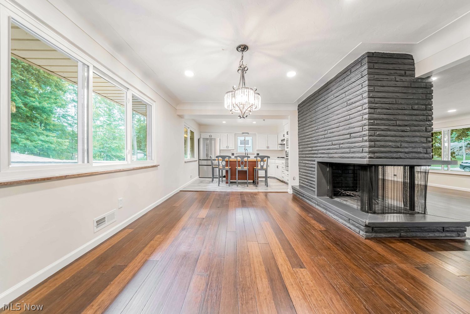 6473 Tanglewood Lane Seven Hills OH 44131