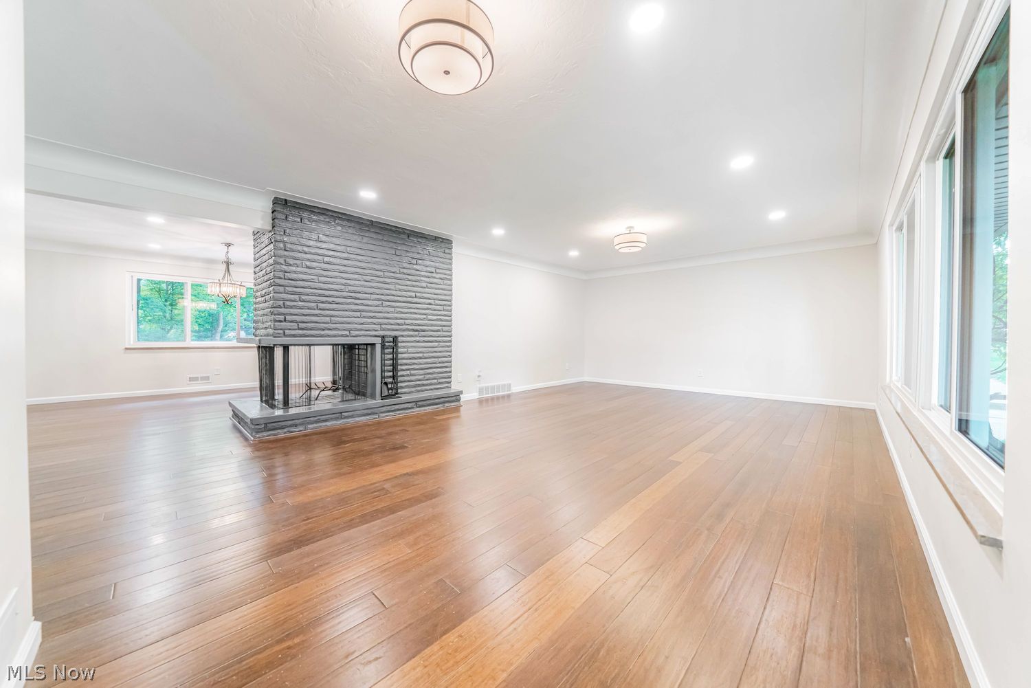 6473 Tanglewood Lane Seven Hills OH 44131