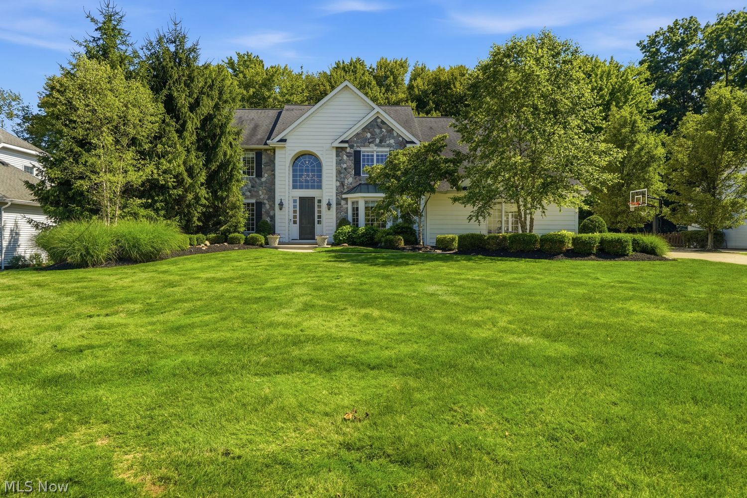 6236 S Applecross Road Cleveland OH 44143
