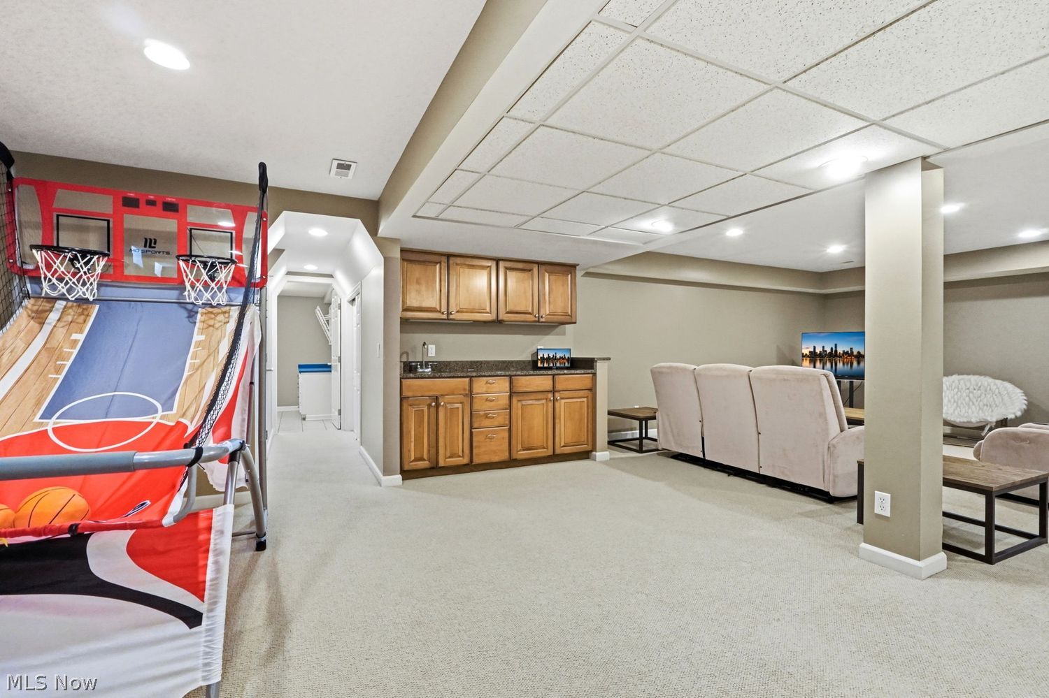6236 S Applecross Road Cleveland OH 44143