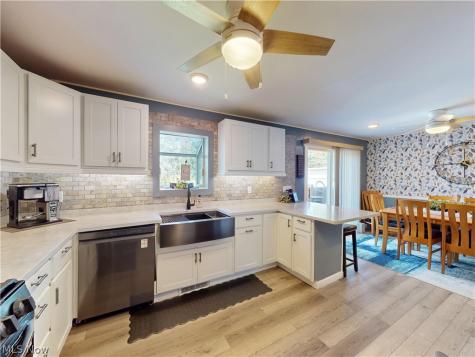 8375 E Wadora Circle NW North Canton OH 44720