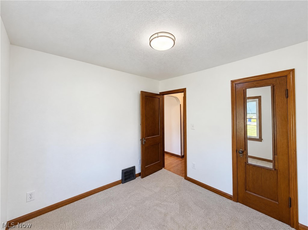 6526 Engle Road Brook Park OH 44142