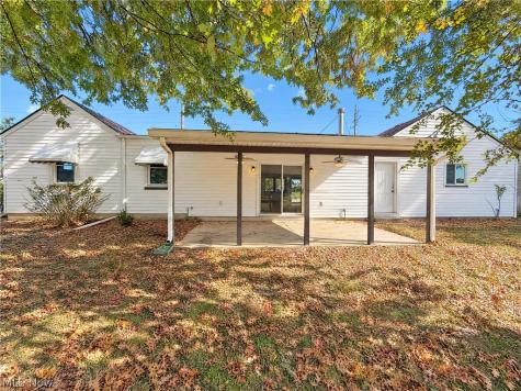 6526 Engle Road Brook Park OH 44142
