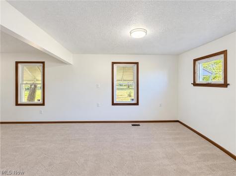 6526 Engle Road Brook Park OH 44142