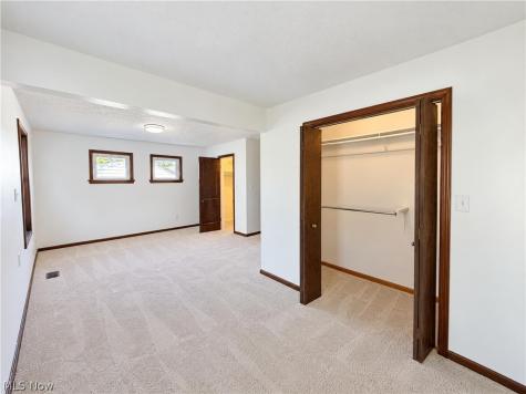 6526 Engle Road Brook Park OH 44142