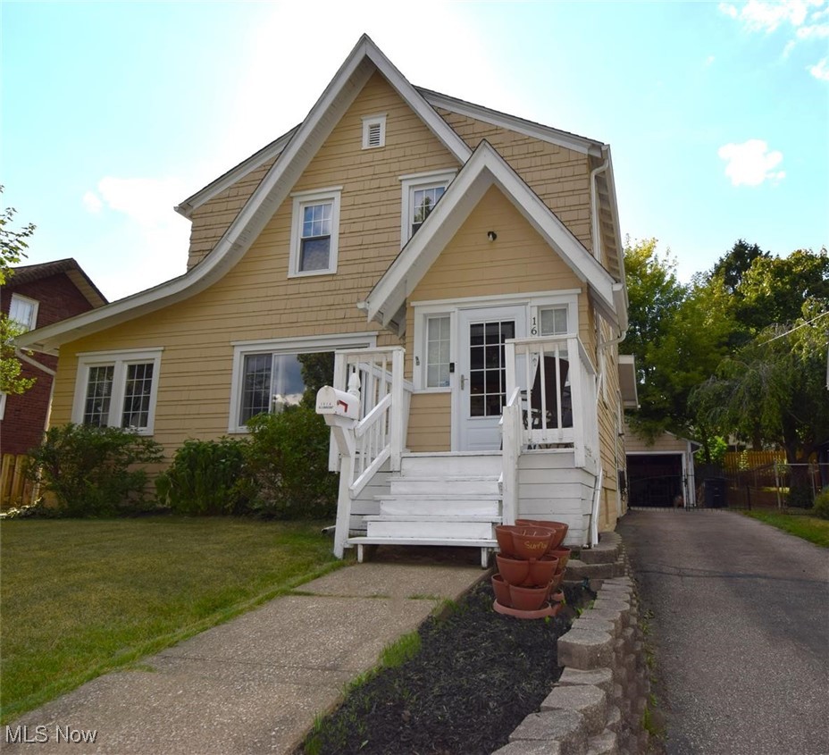 1614 Glenmount Avenue Akron OH 44301
